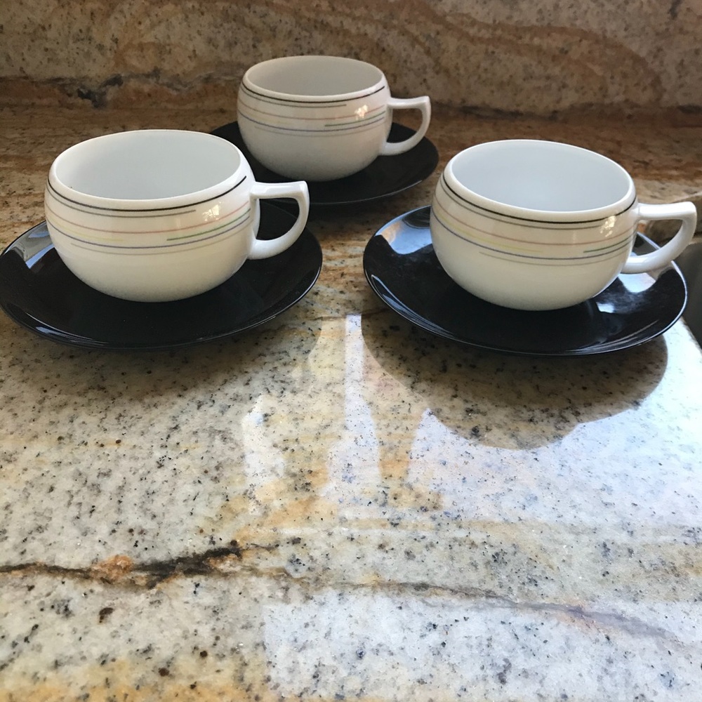 New Mikasa cups & saucers